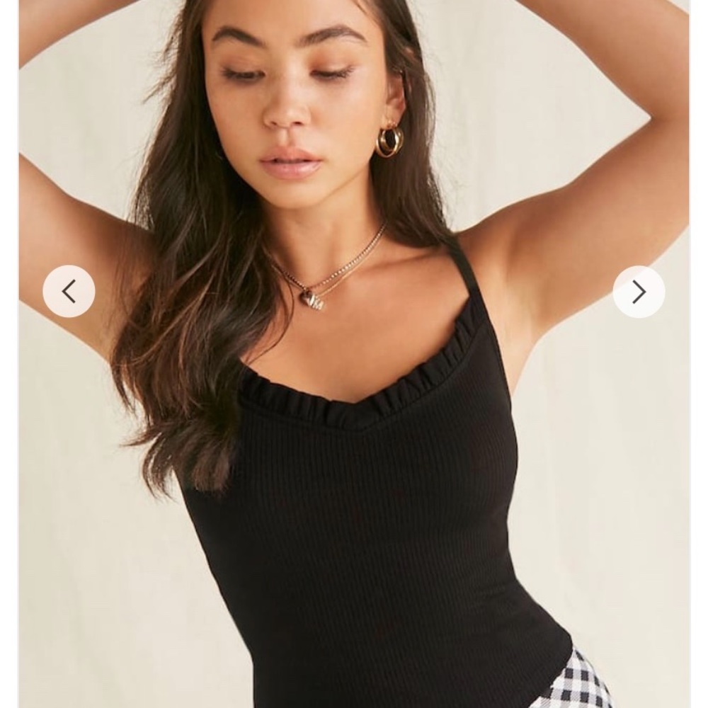 Forever 21 crop tops white and black